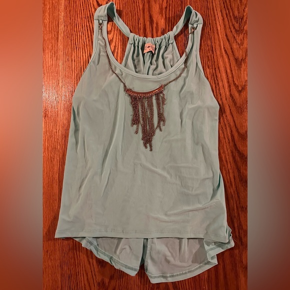 Free Kisses Top - Picture 2 of 3